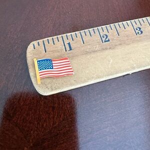 Vintage USA Flag Brooch